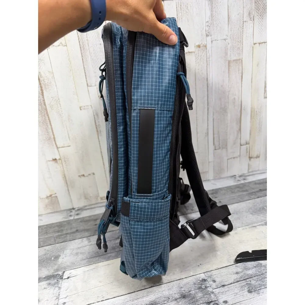 NWOT Topo Designs Apex Travel Bag Backpack 30L